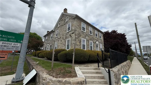 $2,500 | 797 Main Street, Tatamy, PA 18085