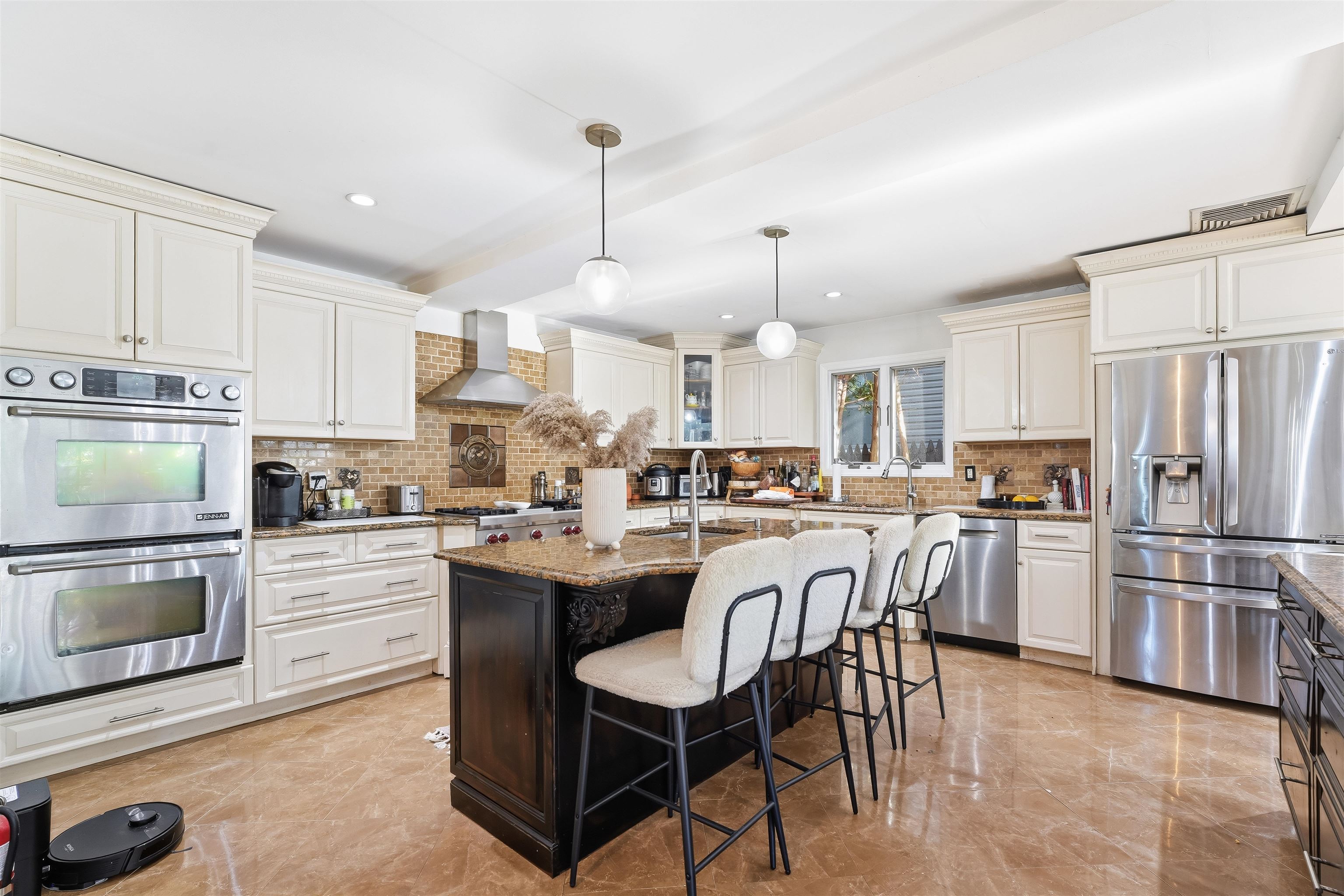 770 Hartwell Street Teaneck, NJ 07666 - Photo 11 of 37