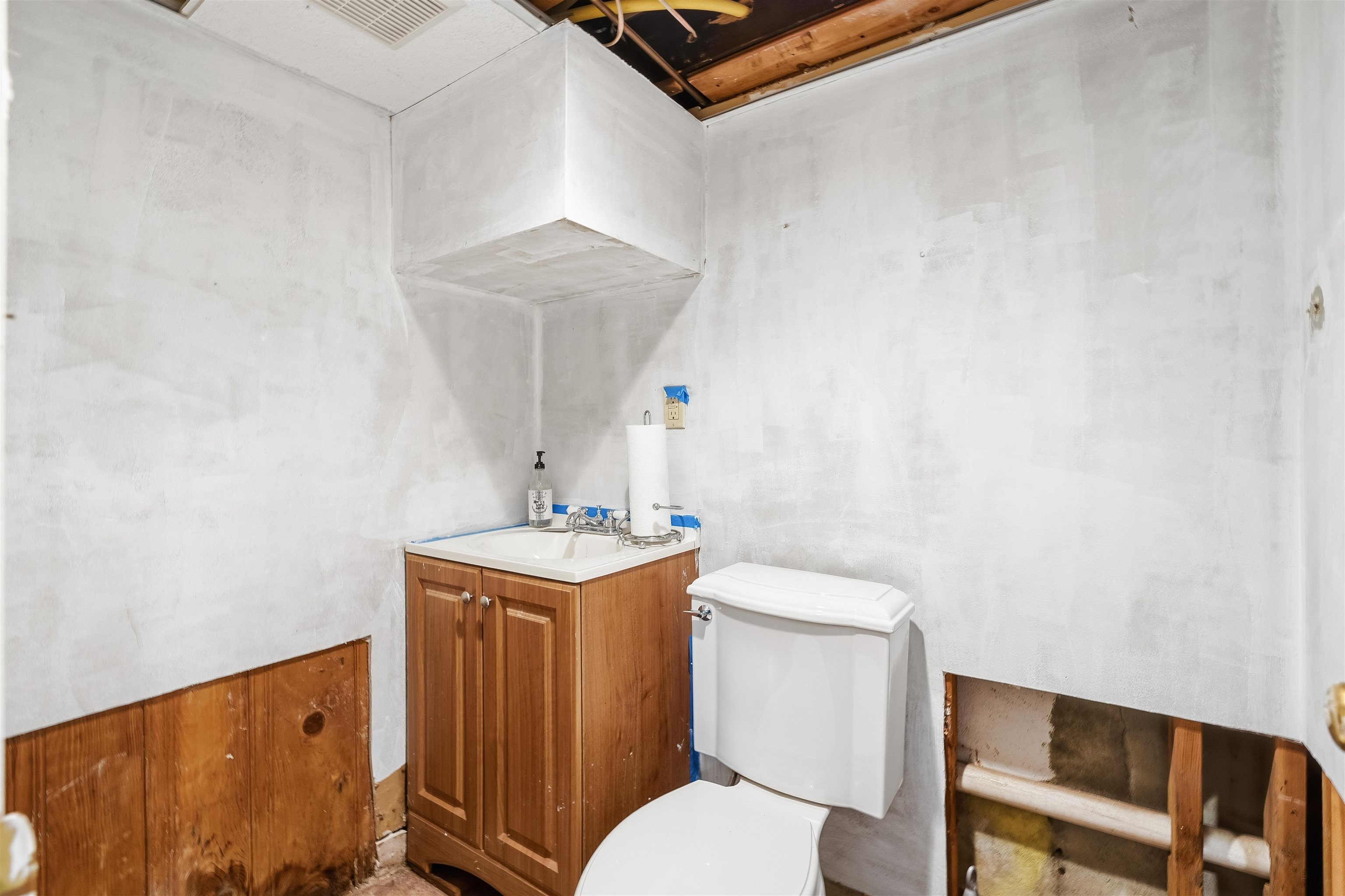 770 Hartwell Street Teaneck, NJ 07666 - Photo 29 of 37