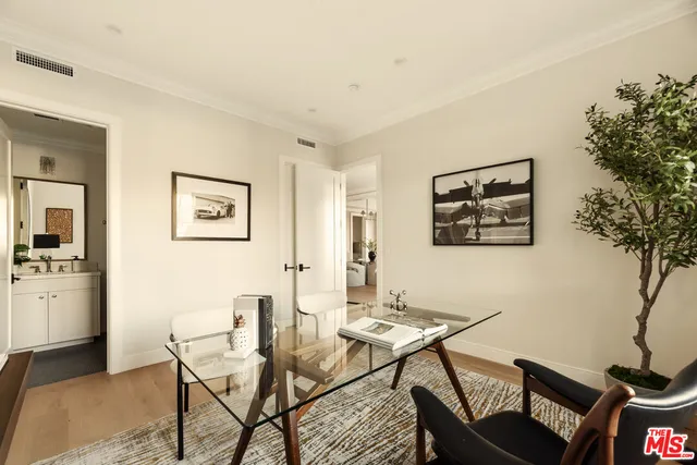 $4,995,000 | 2432 22nd Street, Santa Monica, CA 90405