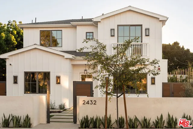 $4,995,000 | 2432 22nd Street, Santa Monica, CA 90405