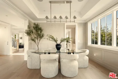 $4,995,000 | 2432 22nd Street, Santa Monica, CA 90405