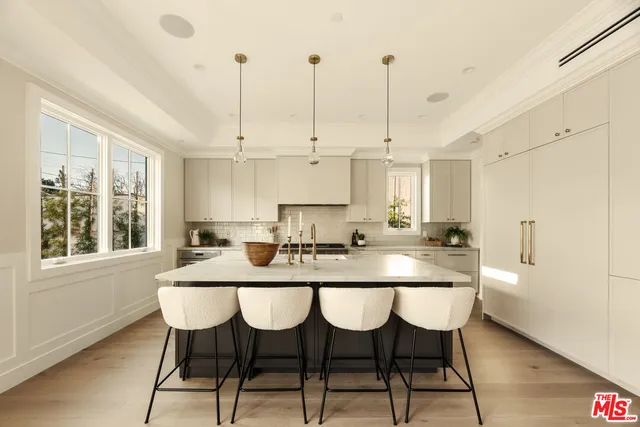 $4,995,000 | 2432 22nd Street, Santa Monica, CA 90405