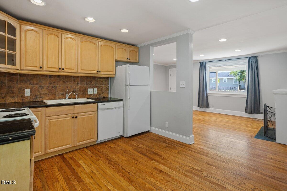 1111 Brookside Dr 3043869_15