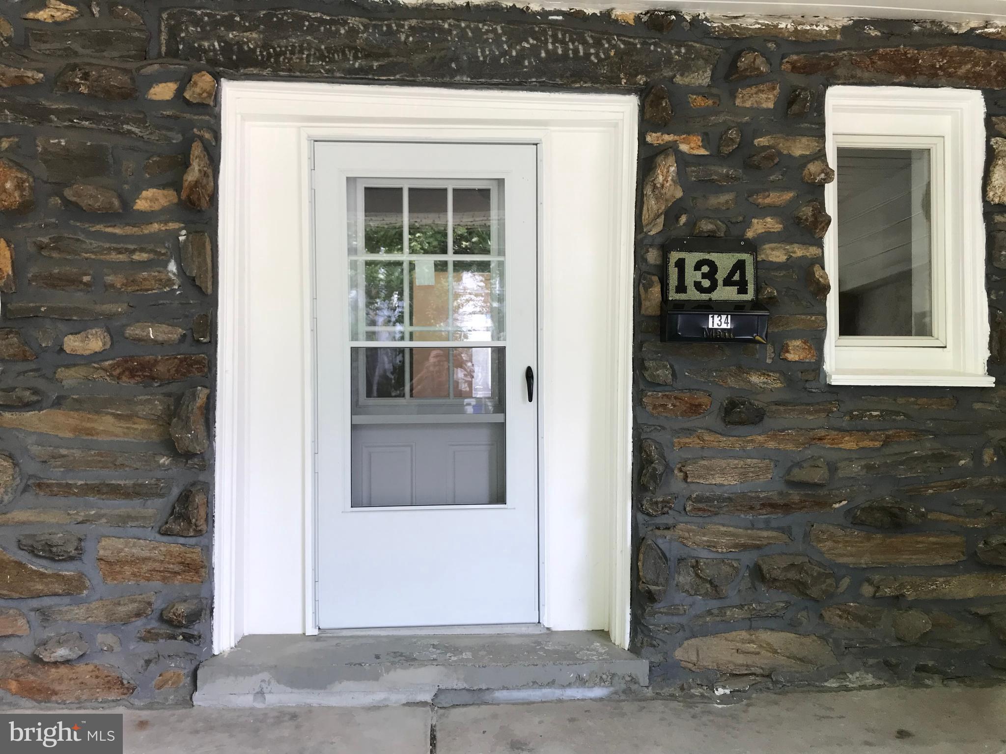 134 Oakley Road Upper Darby, PA 19082 - Photo 1 of 20