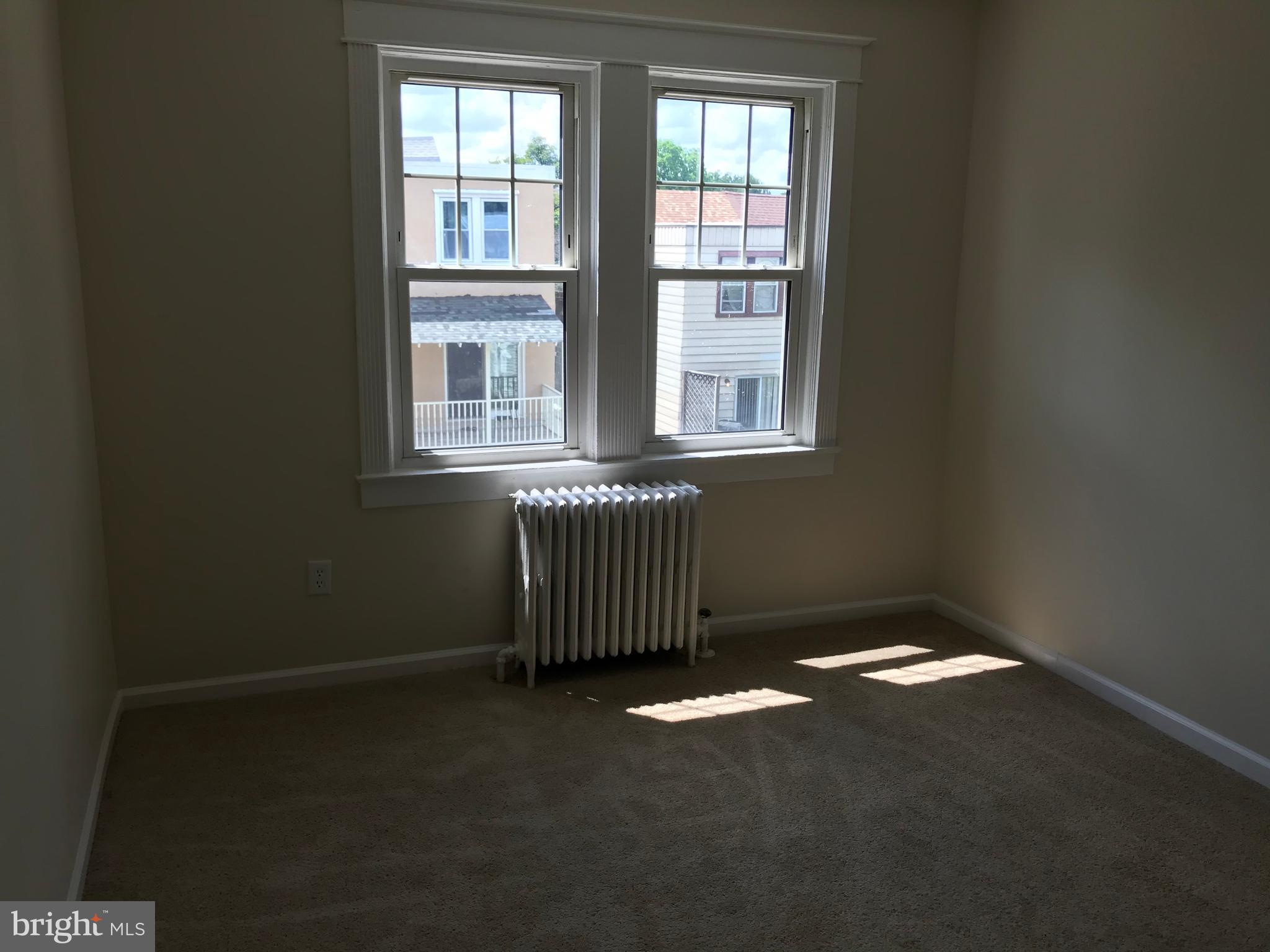 134 Oakley Road Upper Darby, PA 19082 - Photo 12 of 20