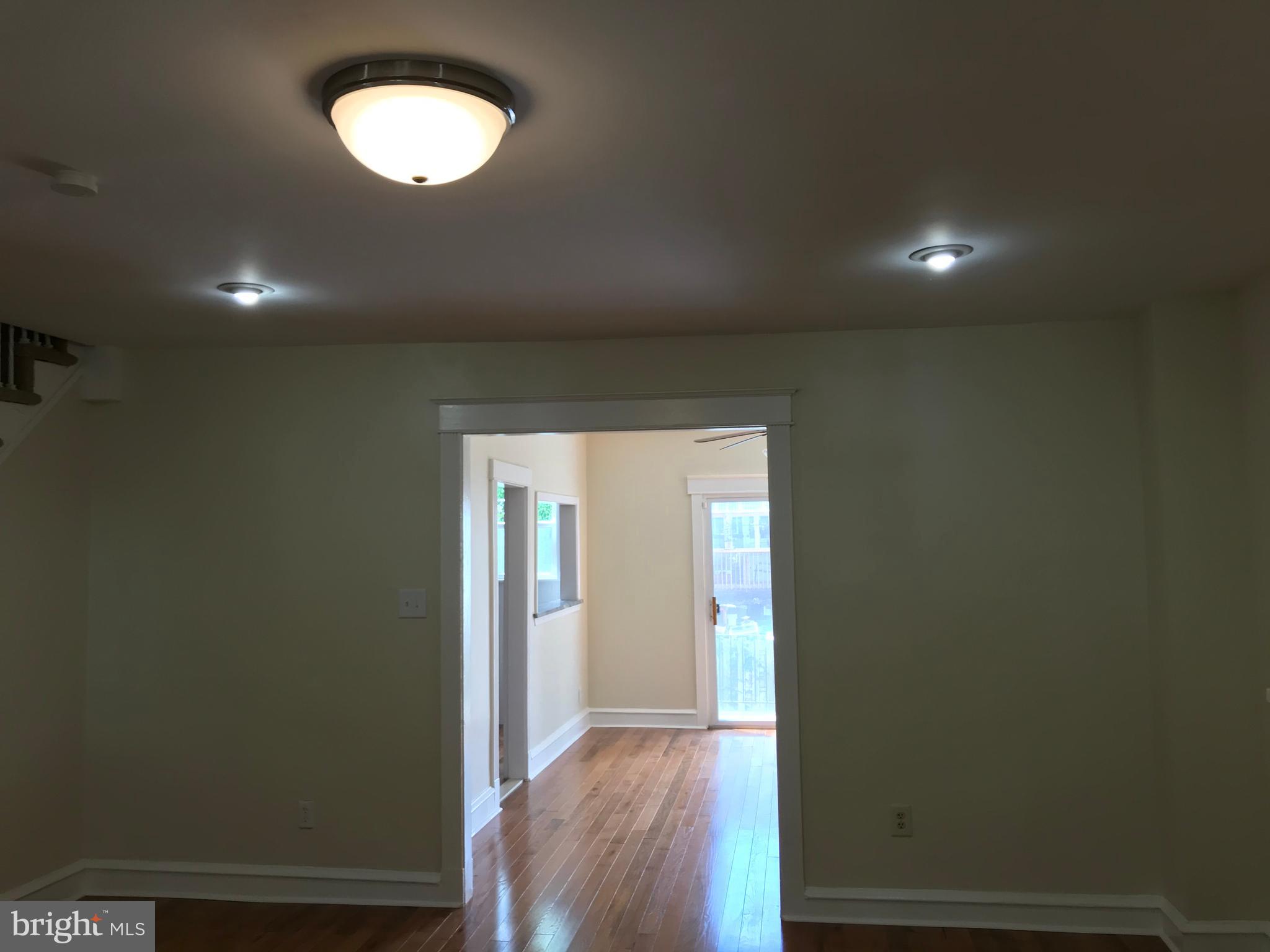 134 Oakley Road Upper Darby, PA 19082 - Photo 4 of 20