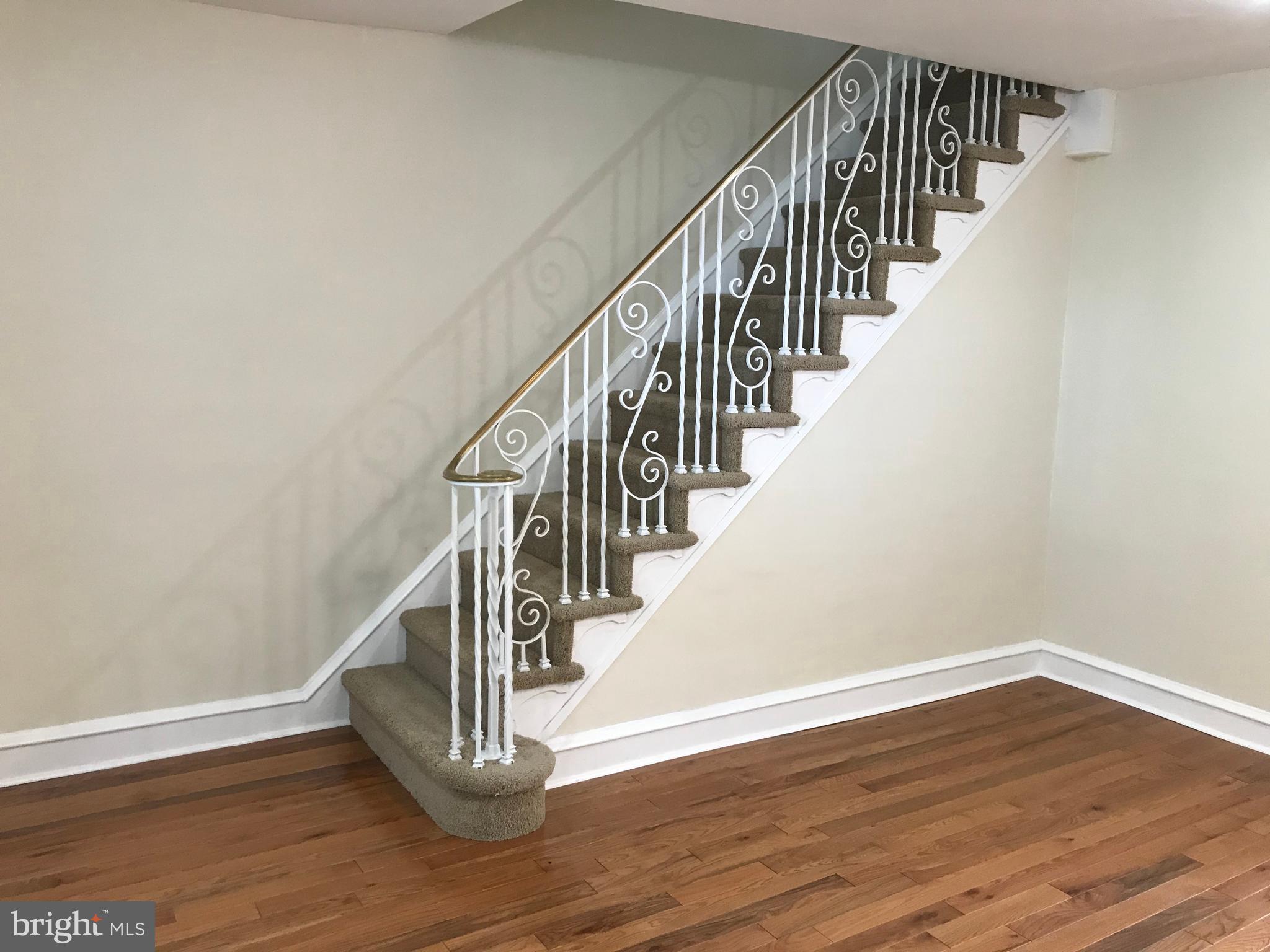 134 Oakley Road Upper Darby, PA 19082 - Photo 5 of 20