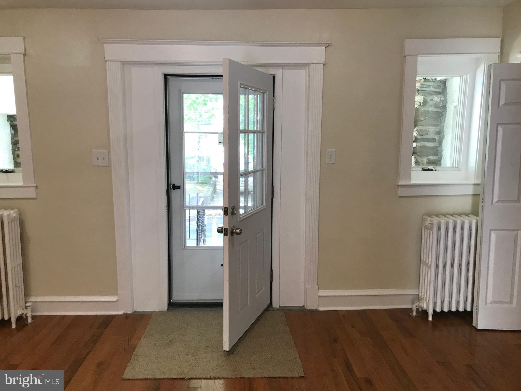 134 Oakley Road Upper Darby, PA 19082 - Photo 9 of 20