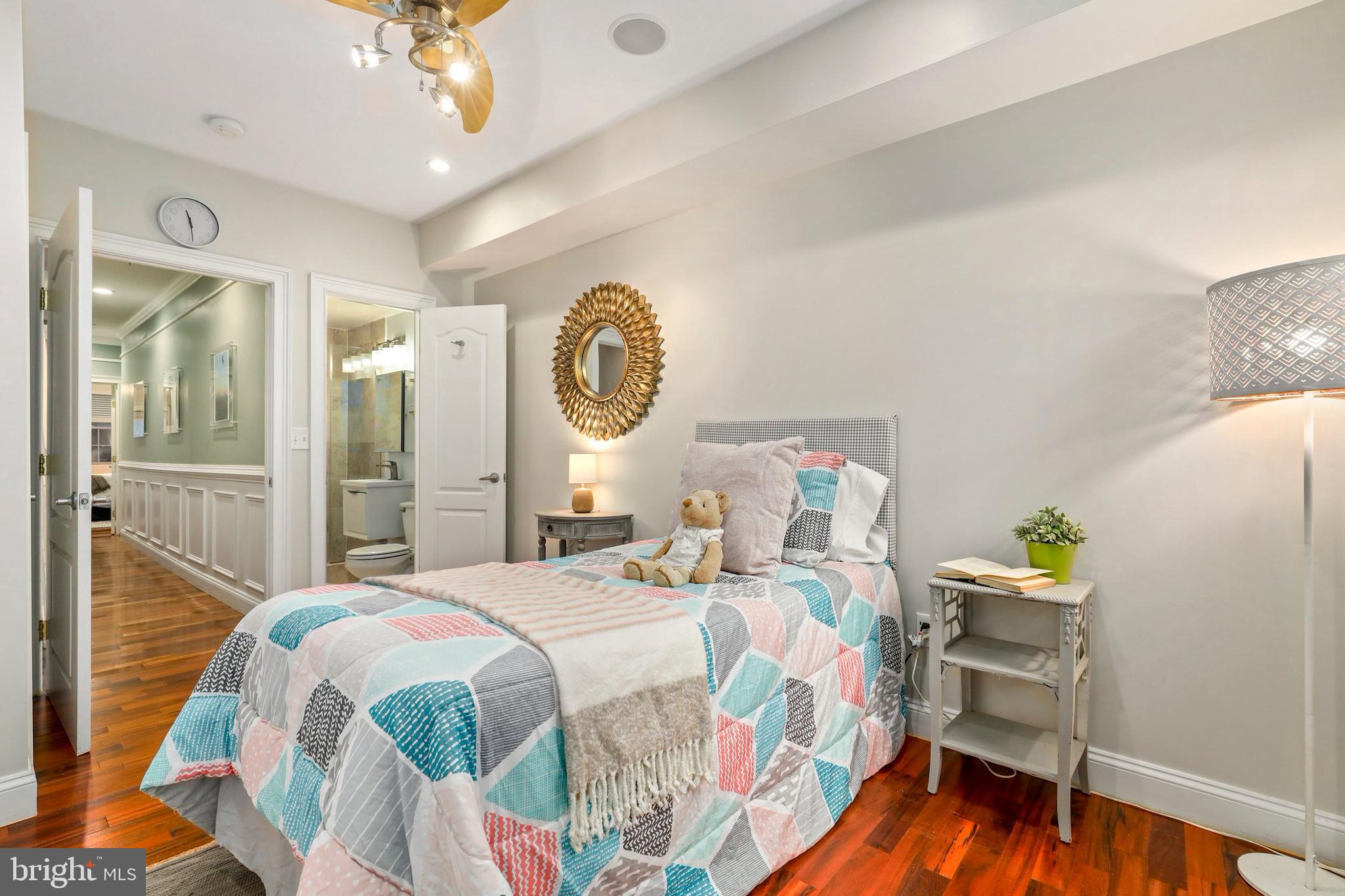 732 Columbia Road Northwest, Unit 1 Washington, DC 20001 - Photo 20 of 33 Gallery Image 20