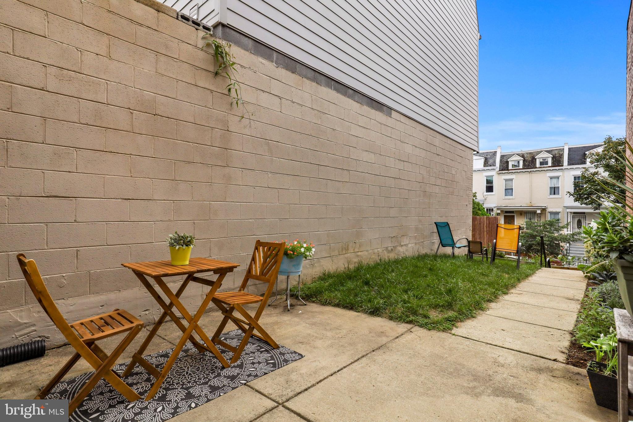 732 Columbia Road Northwest, Unit 1 Washington, DC 20001 - Photo 30 of 33 Gallery Image 30