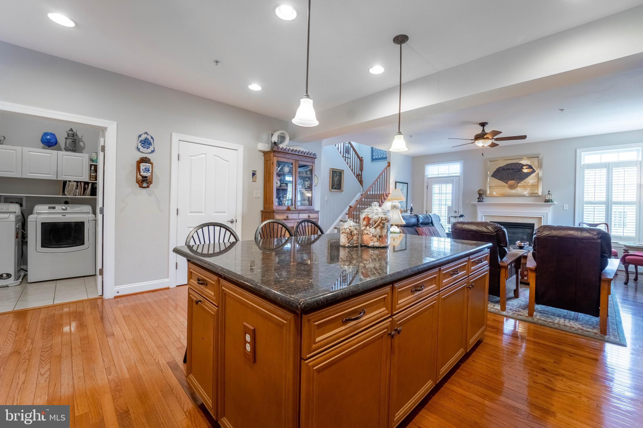 2611 Rockhampton Road Ellicott City, MD 21042 - Photo 10 of 61 Large island, a place to gather