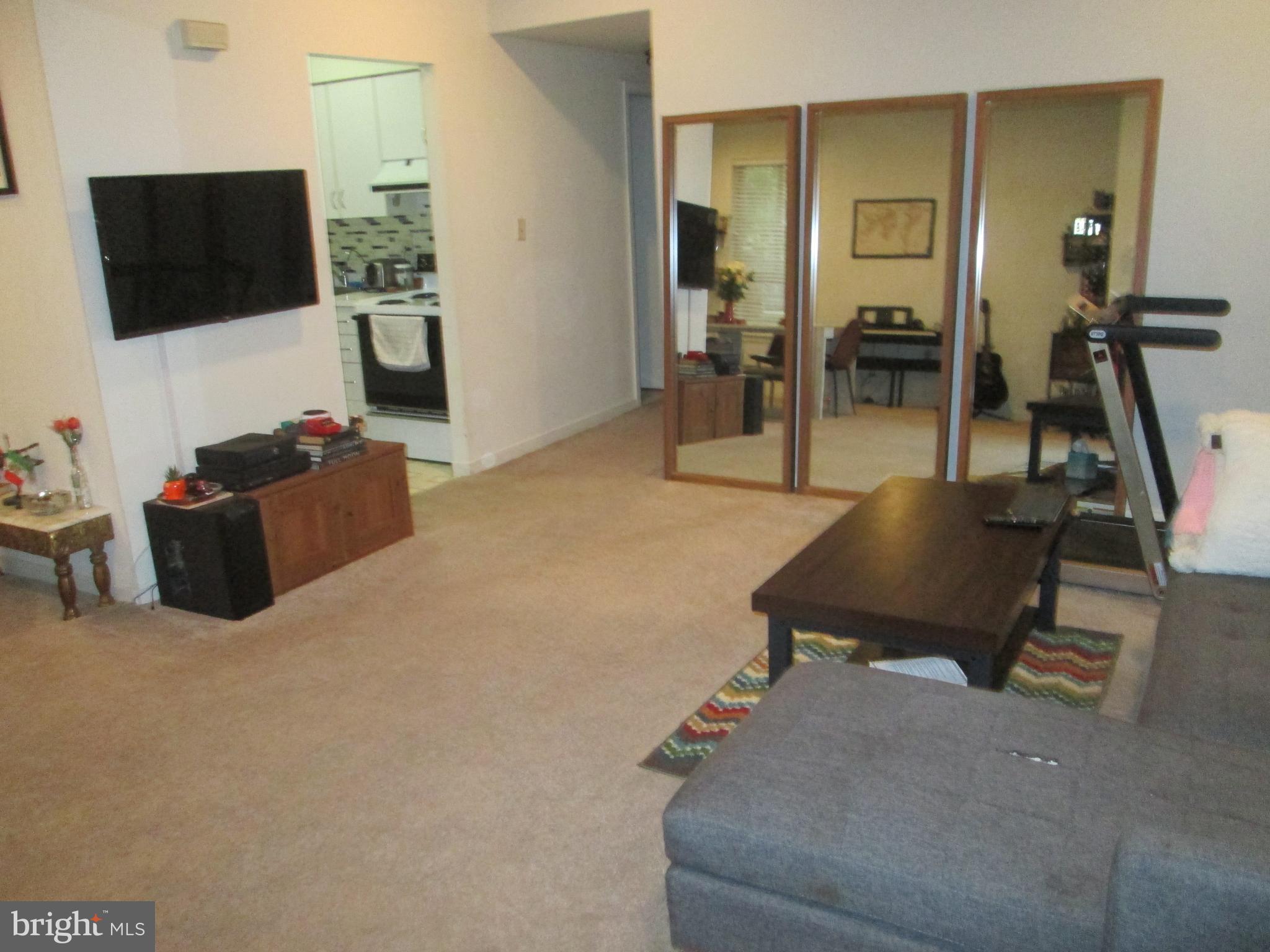 4 West Lee Street, Unit R63 Baltimore, MD 21201 - Photo 5 of 26