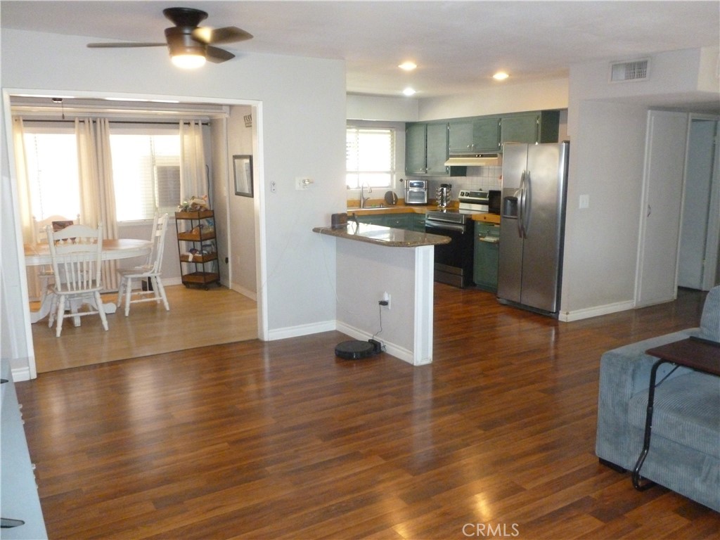 27236 Pinehurst Road Menifee, CA 92586 - Photo 3 of 19