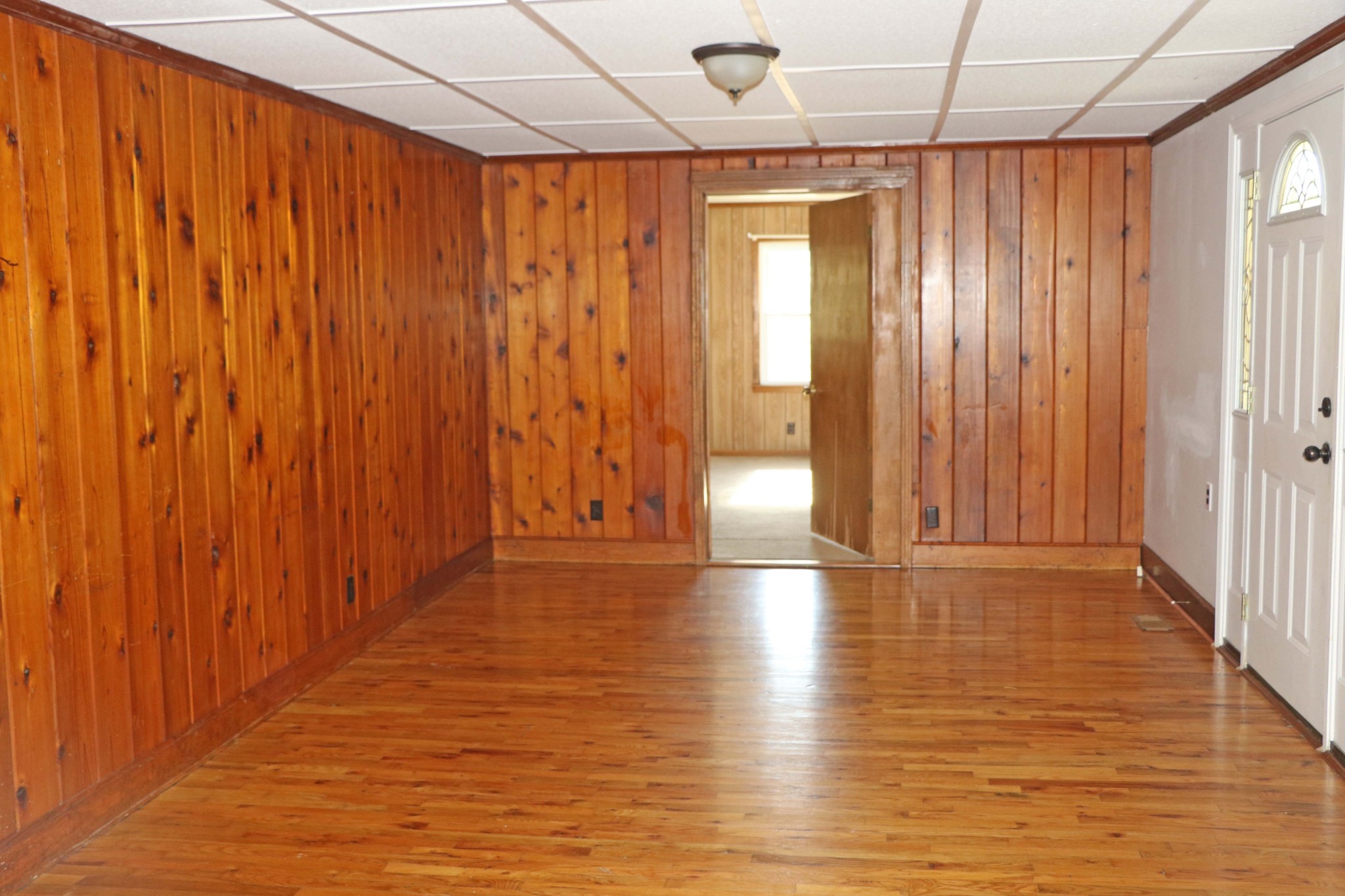 1859 Walnut Grove Road Clarksville, TN 37042 - Photo 4 of 10 Gallery Image 4