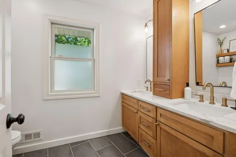 $875,000 | 5101 Bedford Avenue, Edina, MN 55436