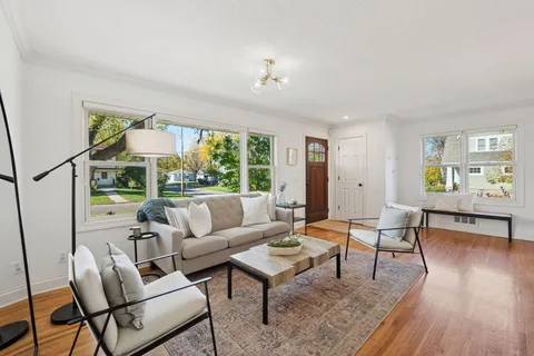 $875,000 | 5101 Bedford Avenue, Edina, MN 55436