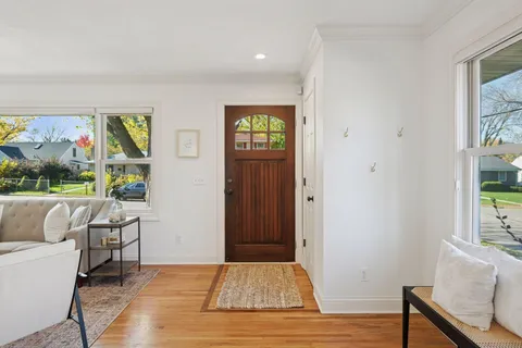 $875,000 | 5101 Bedford Avenue, Edina, MN 55436