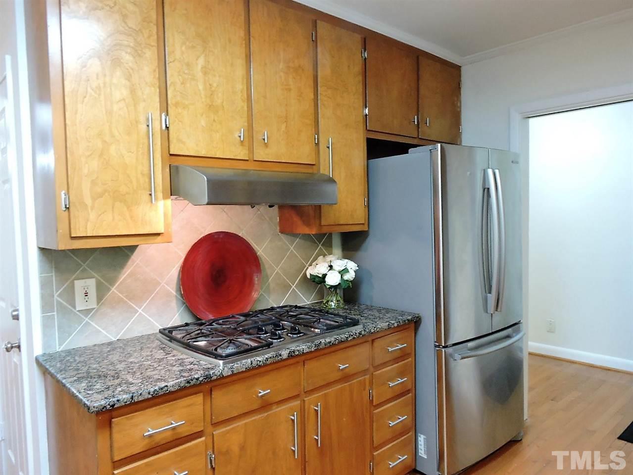 3106 Buckingham Road Durham, NC 27707 - Photo 5 of 27
