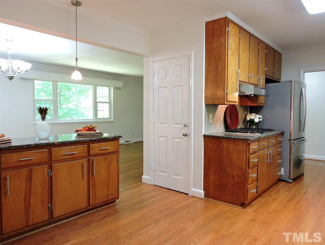 3106 Buckingham Road Durham, NC 27707 - Photo 6 of 27