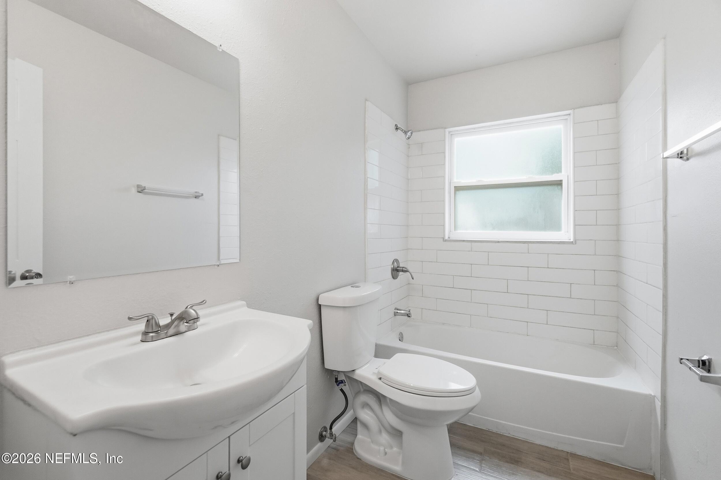 7841 Austin Road Jacksonville, FL 32244 - Photo 15 of 21 15_Hall Bath
