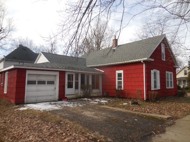 403 Pontiac Street Rochester, IN 46975 - Photo 2 of 12