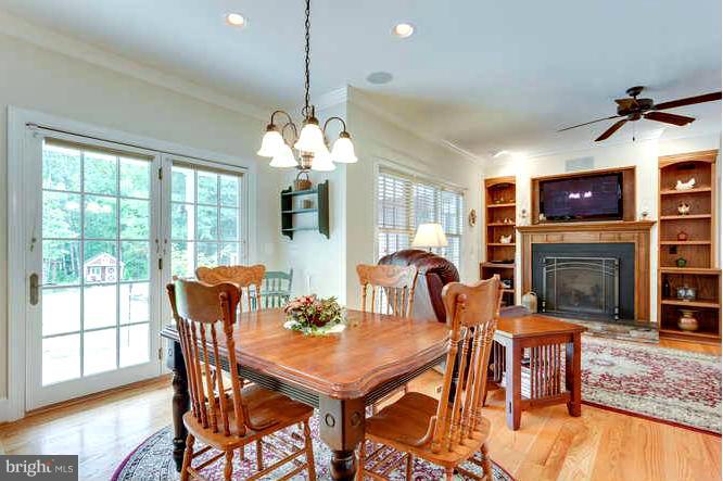 10431 Stewart Road Spotsylvania, VA 22553 - Photo 8 of 28 Kitchen