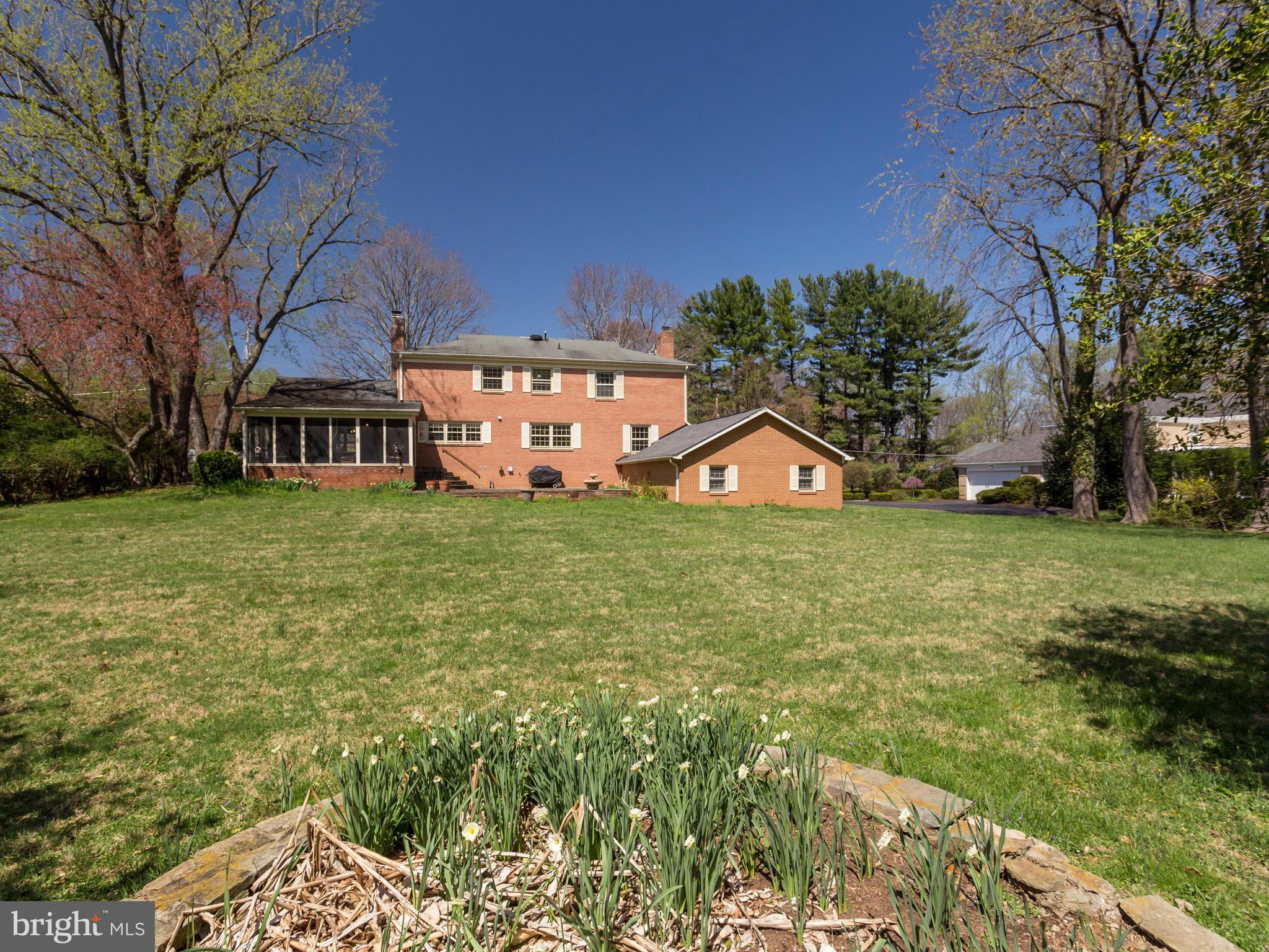 6907 Lupine Lane McLean, VA 22101 - Photo 30 of 30 Exterior (Rear)