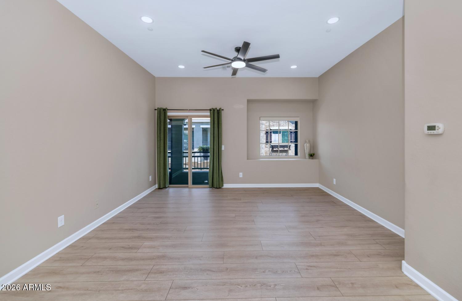 2150 West Alameda Road, Unit 2245 Phoenix, AZ 85085 - Photo 8 of 24 Great Room