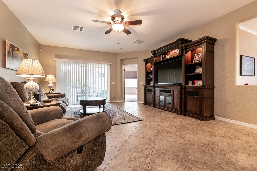 8955 Sandy Isle Court Las Vegas, NV 89131 - Photo 13 of 35