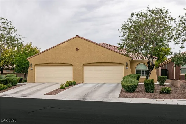 $410,000 | 8955 Sandy Isle Court, Las Vegas, NV 89131