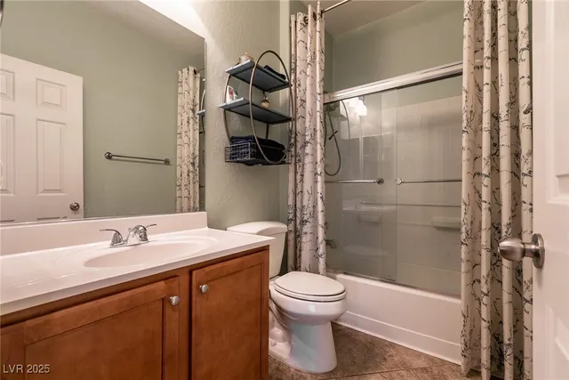 $410,000 | 8955 Sandy Isle Court, Las Vegas, NV 89131