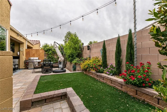 $410,000 | 8955 Sandy Isle Court, Las Vegas, NV 89131