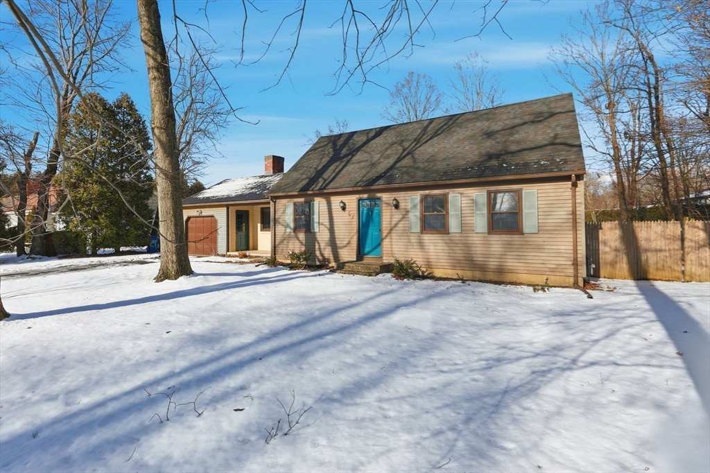 67 Redden Road West Springfield, MA 01089 - Photo 2 of 41