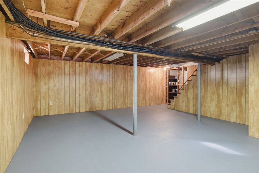 67 Redden Road West Springfield, MA 01089 - Photo 33 of 41