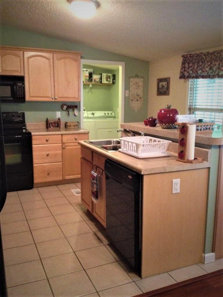 721 Red Road Sparta, TN 38583 - Photo 5 of 28 Kitcheb