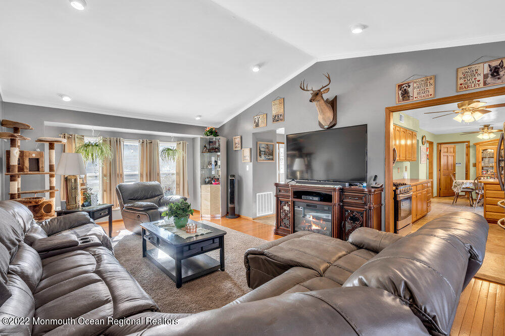 168 White Road Jackson, NJ 08527 - Photo 11 of 42 018_dsc01310