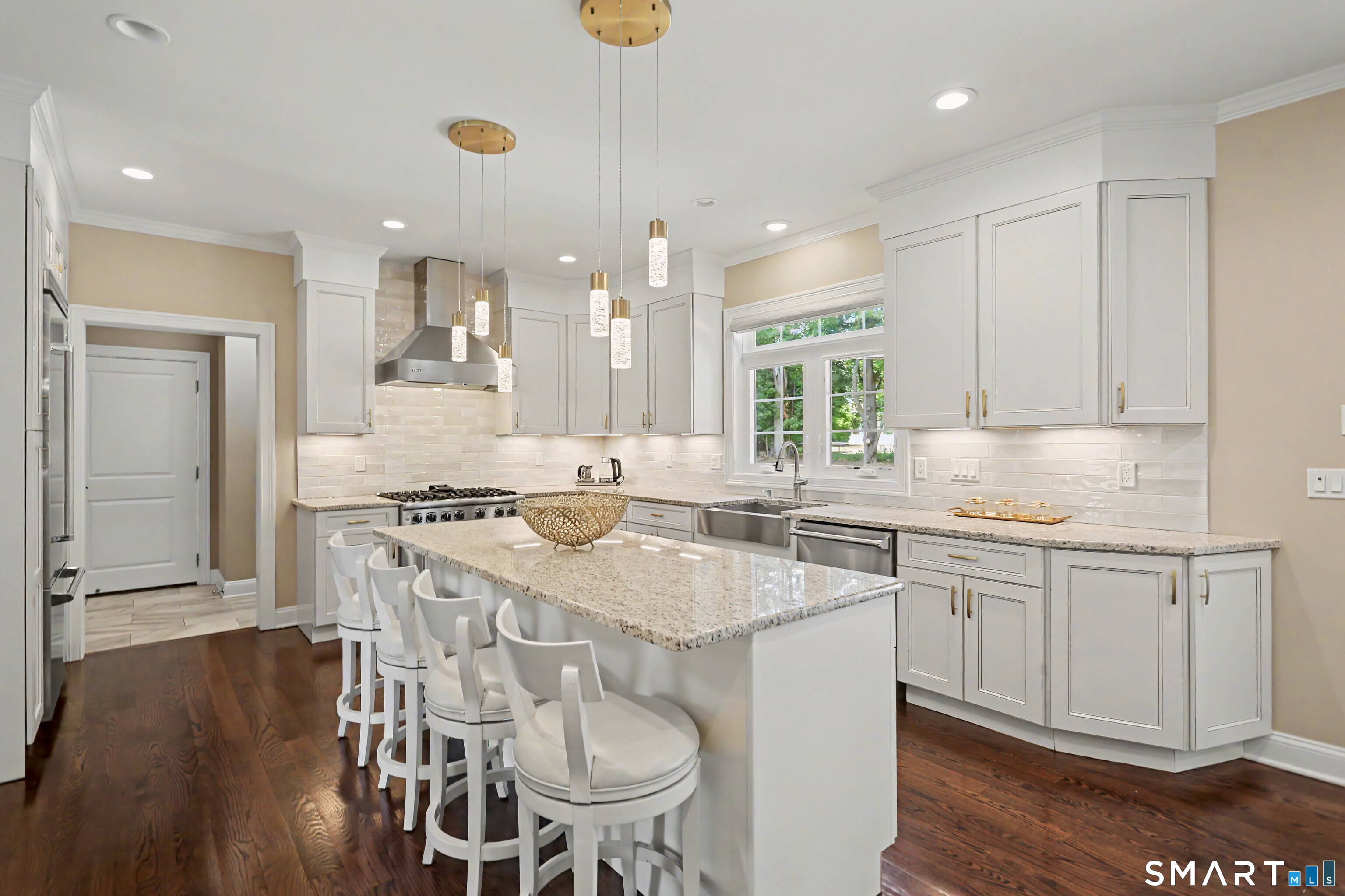 73 Candlewood Road Orange, CT 06477 - Photo 10 of 39