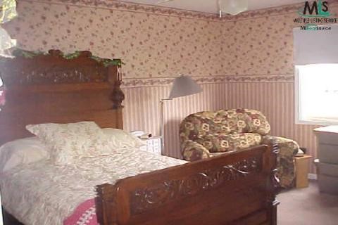 16742 Country Ridge Lane Macomb, MI 48044 - Photo 6 of 7 562695-5.JPG