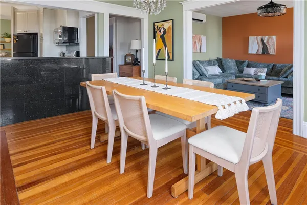$2,300 | 8 Blackstone Boulevard, Providence, RI 02906