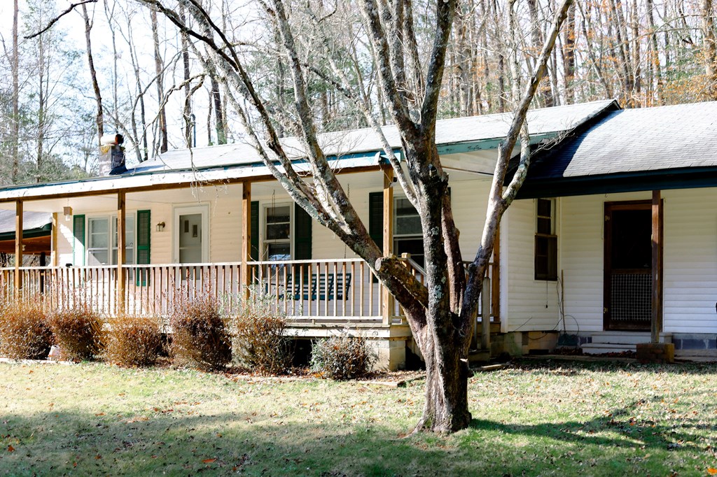 40 South Lucius Road Cherry Log, GA 30522 - Photo 3 of 41