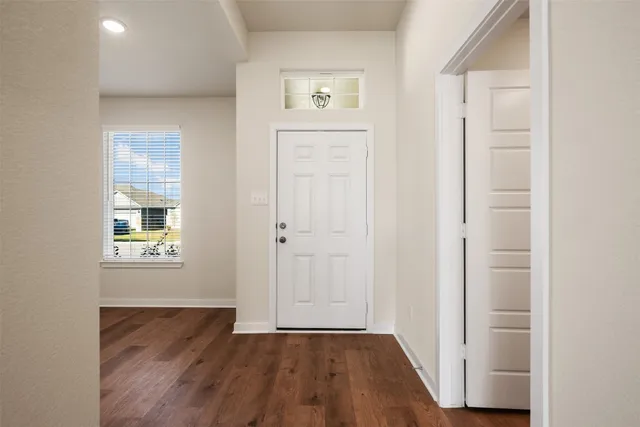 $2,000 | 109 Watch Hill, Jarrell, TX 76537