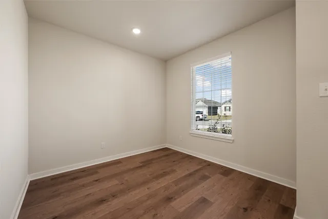 $2,000 | 109 Watch Hill, Jarrell, TX 76537