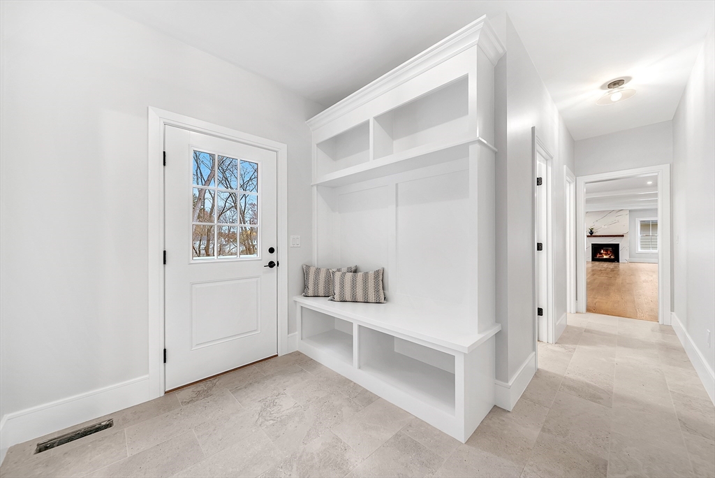 25 Irving Road Natick, MA 01760 - Photo 2 of 39