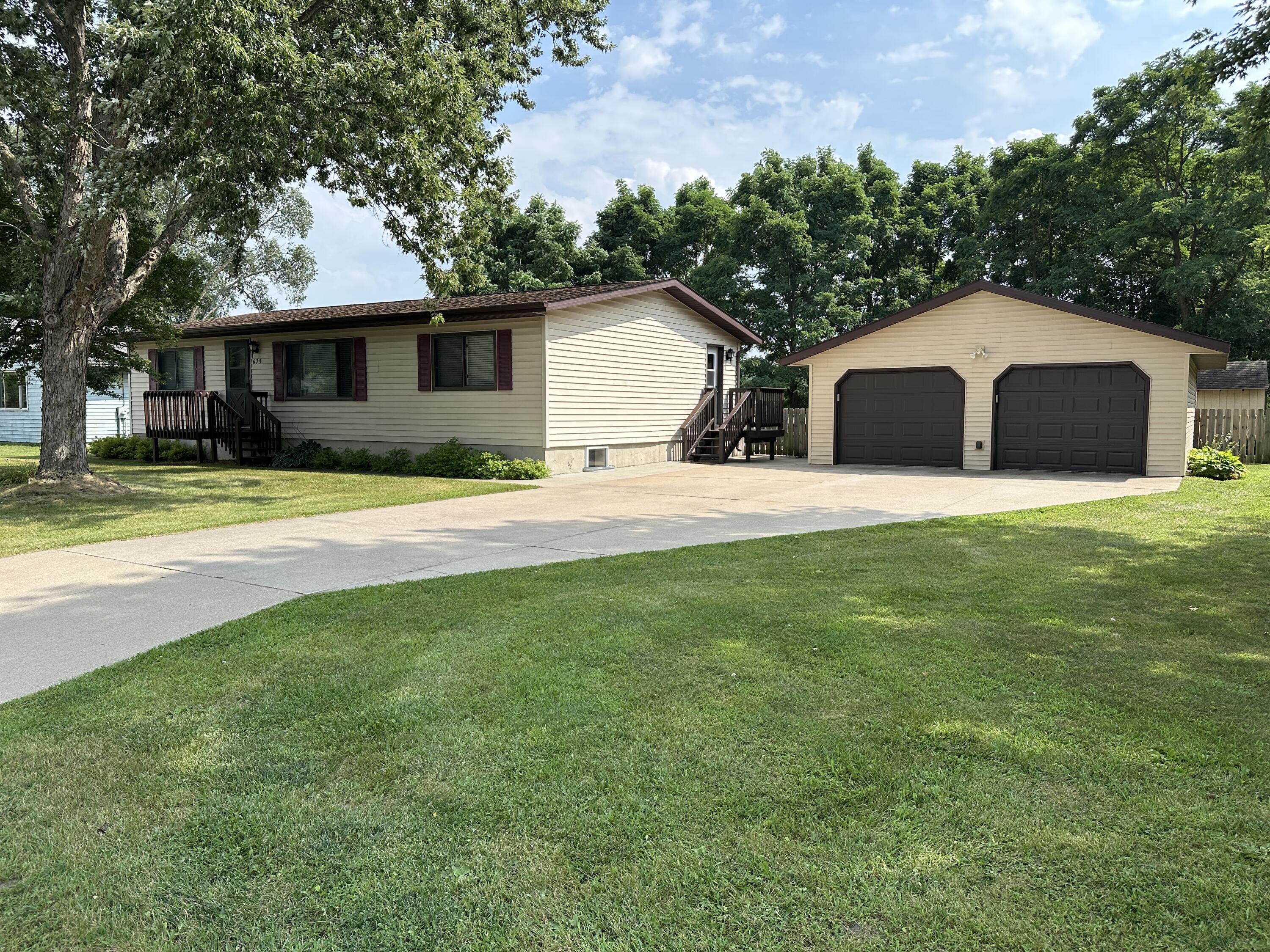 675 Prairie Avenue Sparta, WI 54656 - Photo 1 of 1 IMG_0127
