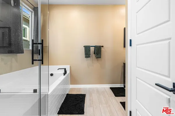 $7,500 | 720 Grace Avenue, Inglewood, CA 90301
