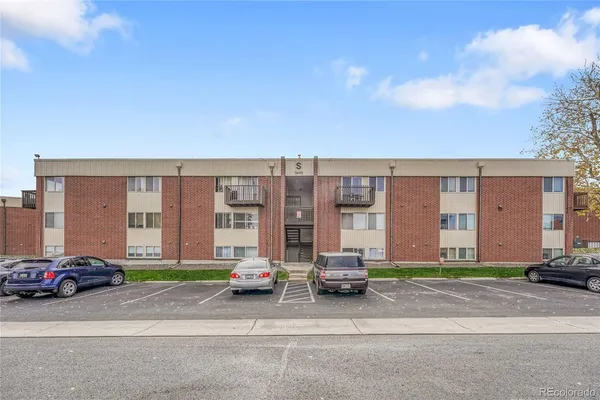$190,000 | 3633 South Sheridan Boulevard, Unit 18, Denver, CO 80235