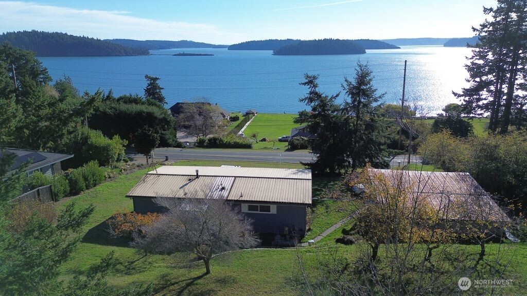 14860 Gibralter Road Anacortes, WA 98221 - Photo 13 of 27