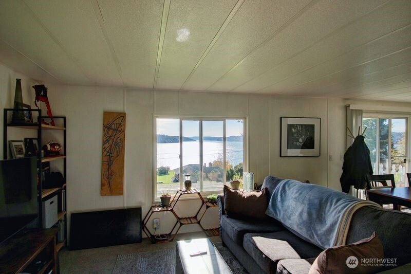 14860 Gibralter Road Anacortes, WA 98221 - Photo 16 of 27