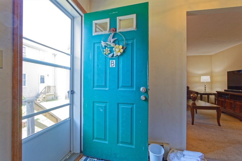 37 Wall Street, Unit B Worcester, MA 01604 - Photo 3 of 19